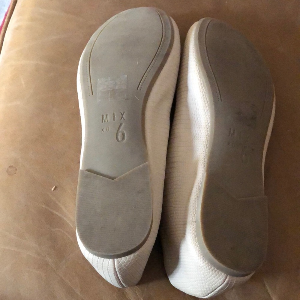 Shoes - Picture 2 of 2